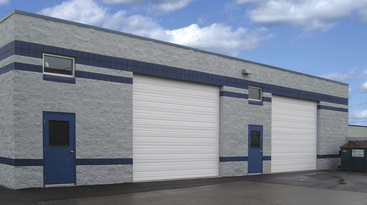 M26-commercial-garage-doors-3