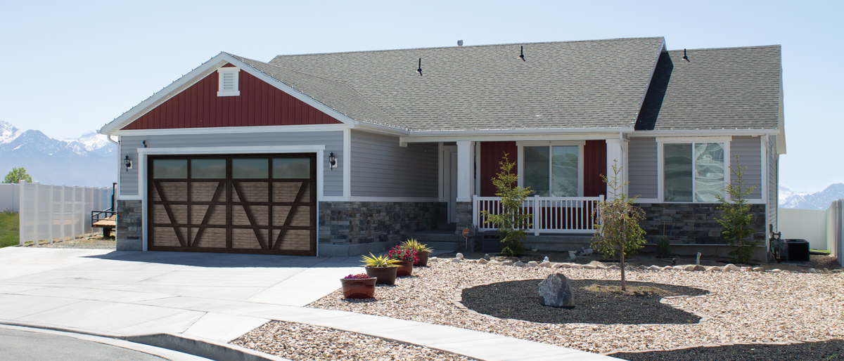 pinnacle-steel-ash-weatheredgray-woodgrain-V-crop